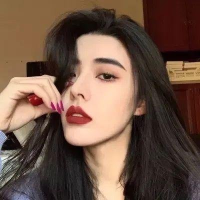 再见艾曼纽 封面